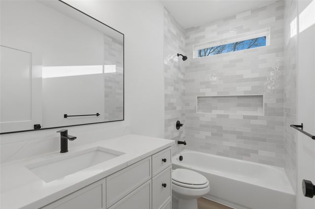 8724 Quinn Street, Dallas, TX 75217