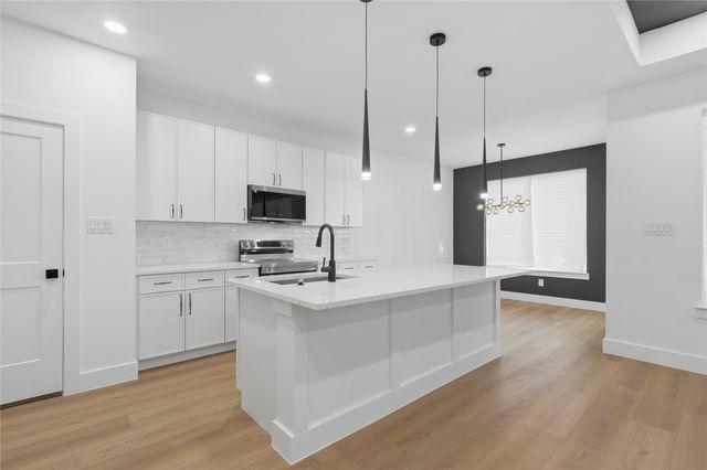 8724 Quinn Street, Dallas, TX 75217