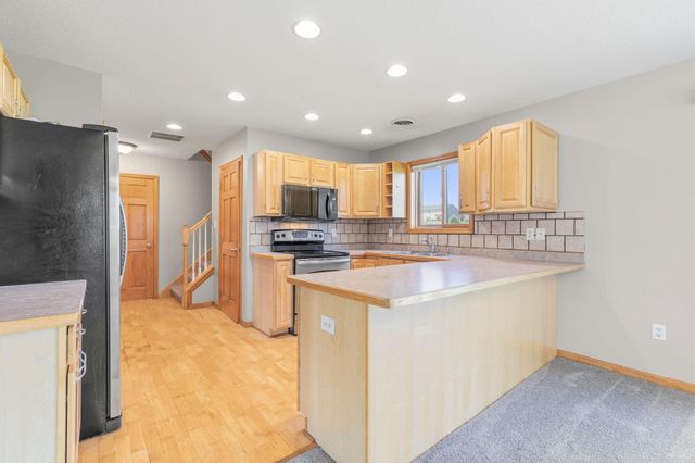 415 Sierra Place, Roberts, WI 54023