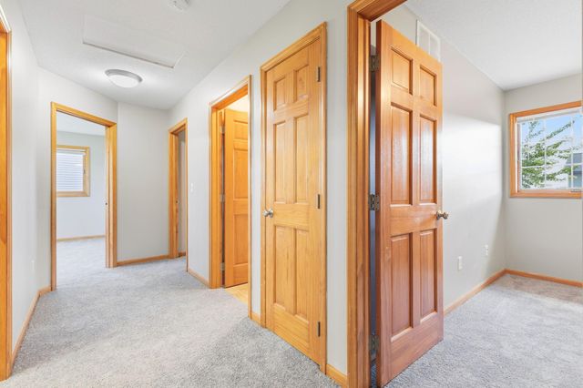 415 Sierra Place, Roberts, WI 54023