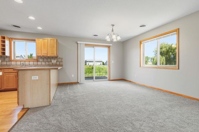 415 Sierra Place, Roberts, WI 54023