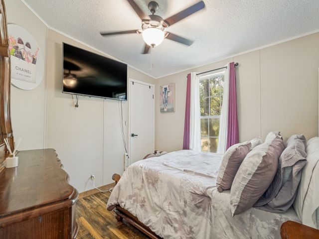 104 Arunda Court, Weatherford, TX 76085