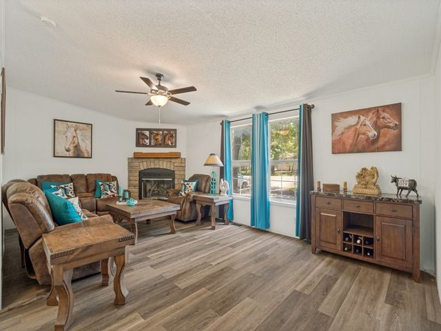 104 Arunda Court, Weatherford, TX 76085