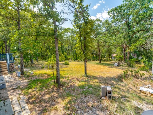 104 Arunda Court, Weatherford, TX 76085
