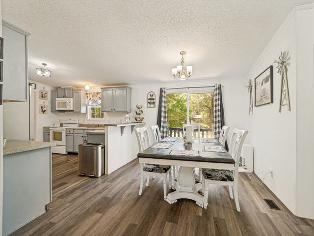 104 Arunda Court, Weatherford, TX 76085