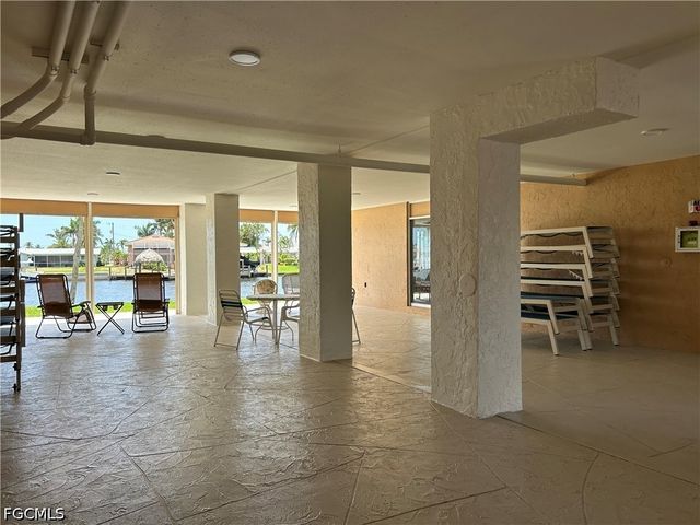 4260 SE 20th PL 206, Cape Coral, FL 33904