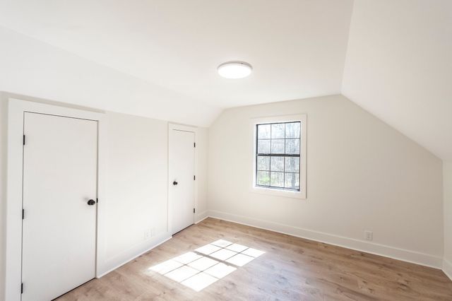 655 Cummings Ln, Cottontown, TN 37048