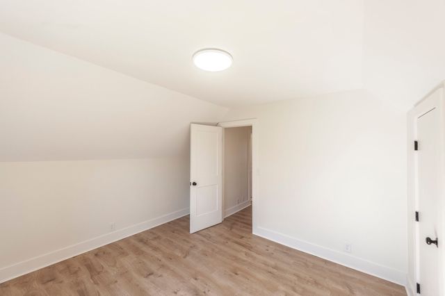 655 Cummings Ln, Cottontown, TN 37048