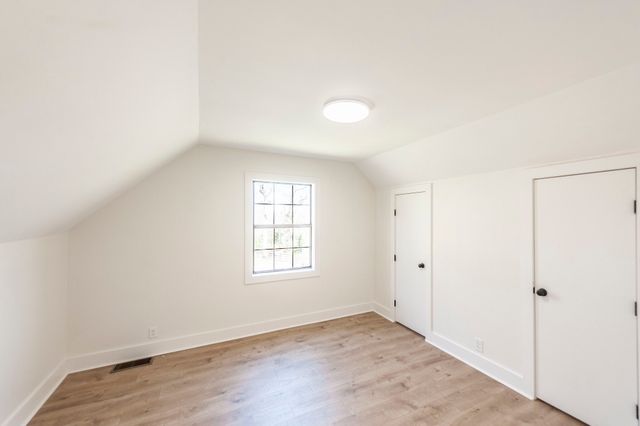 655 Cummings Ln, Cottontown, TN 37048