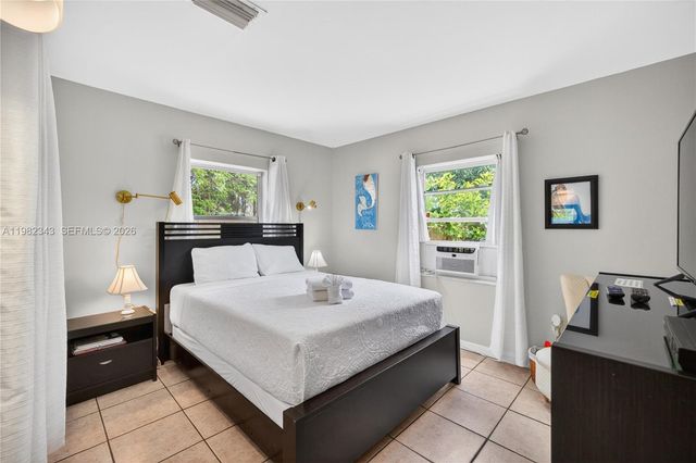 749 NW 43rd Street, Oakland Park, FL 33309
