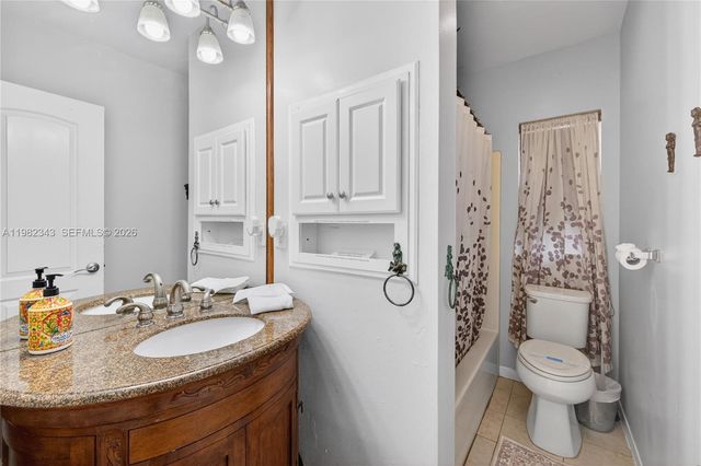 749 NW 43rd Street, Oakland Park, FL 33309