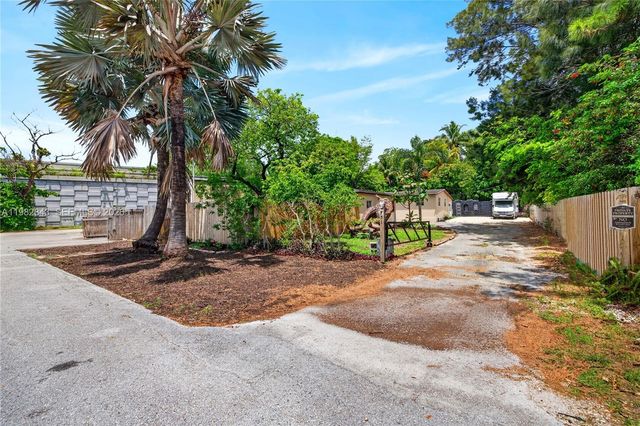 749 NW 43rd Street, Oakland Park, FL 33309