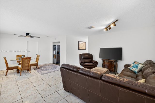 749 NW 43rd Street, Oakland Park, FL 33309