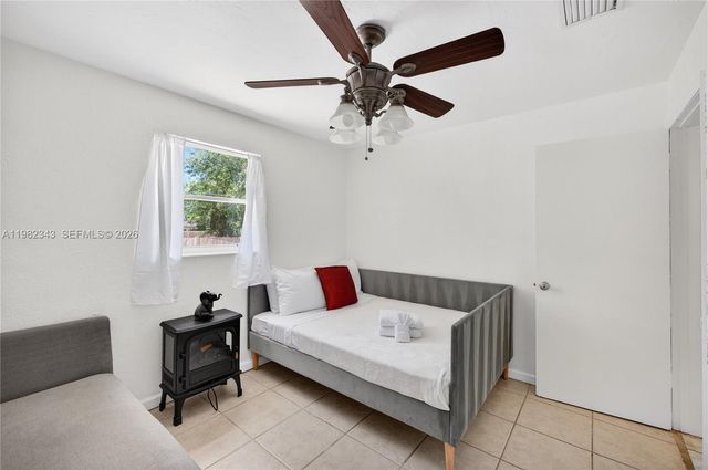 749 NW 43rd Street, Oakland Park, FL 33309