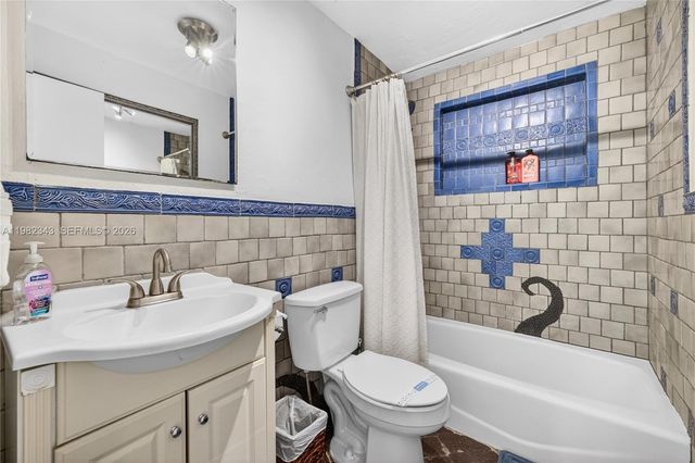 749 NW 43rd Street, Oakland Park, FL 33309