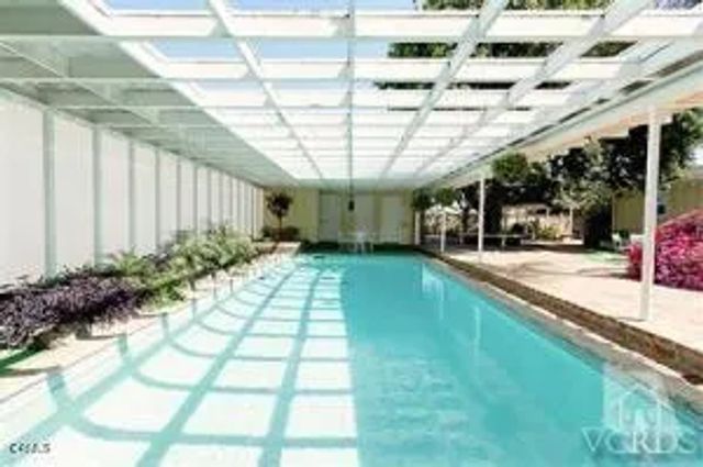 10560 Henderson Road, Ventura, CA 93004