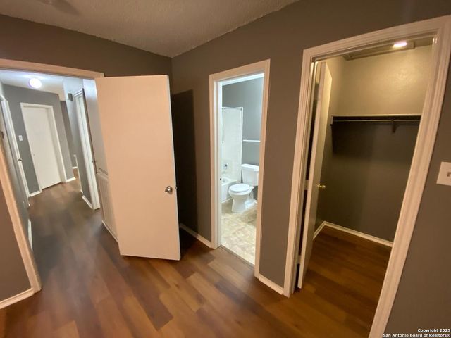 2219 Paddle, San Antonio, TX 78245