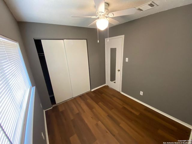 2219 Paddle, San Antonio, TX 78245