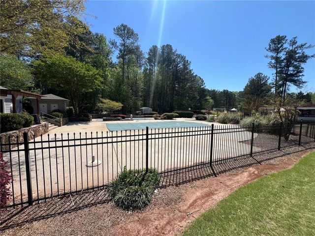 16 Twin Branch Drive, Buford, GA 30518
