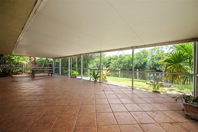 4512 SW 37th Avenue, Dania Beach, FL 33312