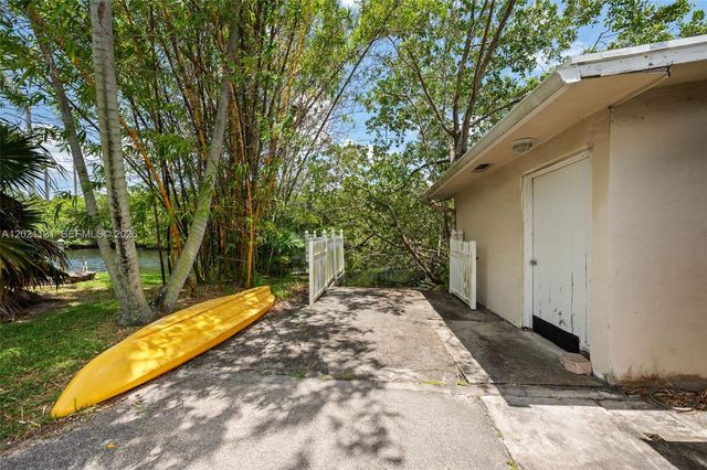 4512 SW 37th Avenue, Dania Beach, FL 33312