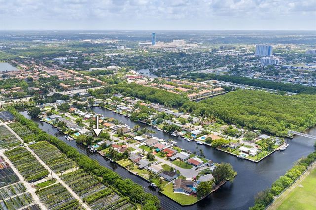 4512 SW 37th Avenue, Dania Beach, FL 33312
