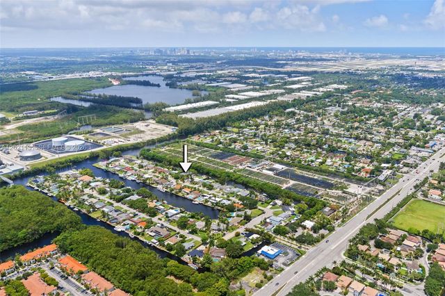 4512 SW 37th Avenue, Dania Beach, FL 33312