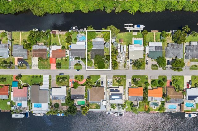 4512 SW 37th Avenue, Dania Beach, FL 33312