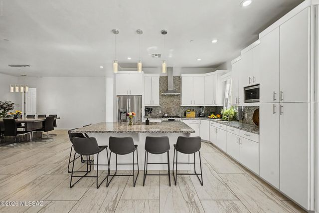 3920 S Palant Drive, Tucson, AZ 85735