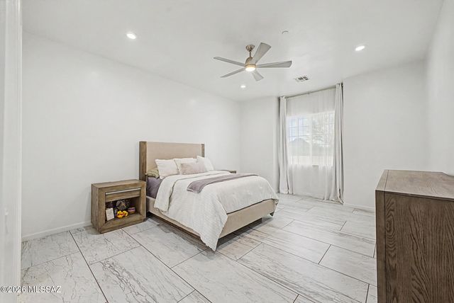 3920 S Palant Drive, Tucson, AZ 85735