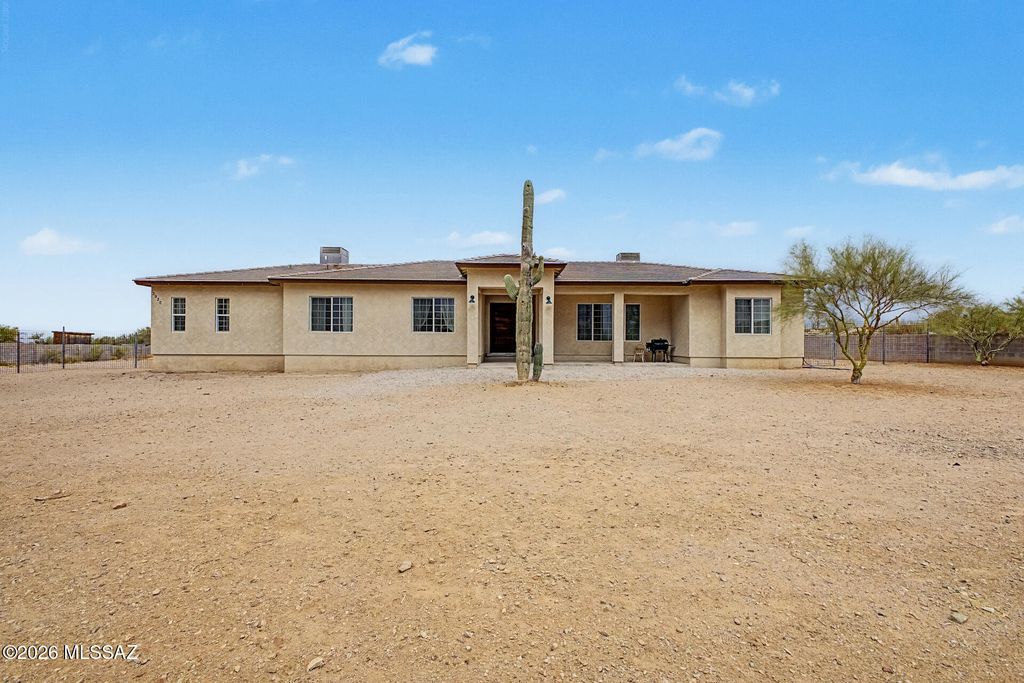 3920 S Palant Drive, Tucson, AZ 85735