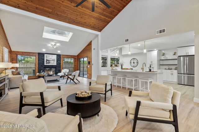 3678 CATHEDRAL COVE Road, Jacksonville, FL 32217