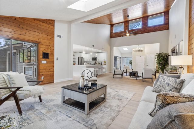 3678 CATHEDRAL COVE Road, Jacksonville, FL 32217