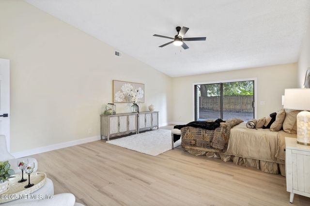 3678 CATHEDRAL COVE Road, Jacksonville, FL 32217