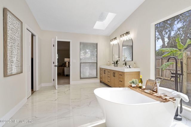 3678 CATHEDRAL COVE Road, Jacksonville, FL 32217