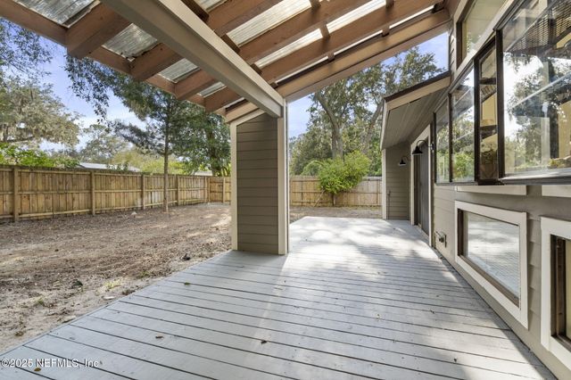 3678 CATHEDRAL COVE Road, Jacksonville, FL 32217