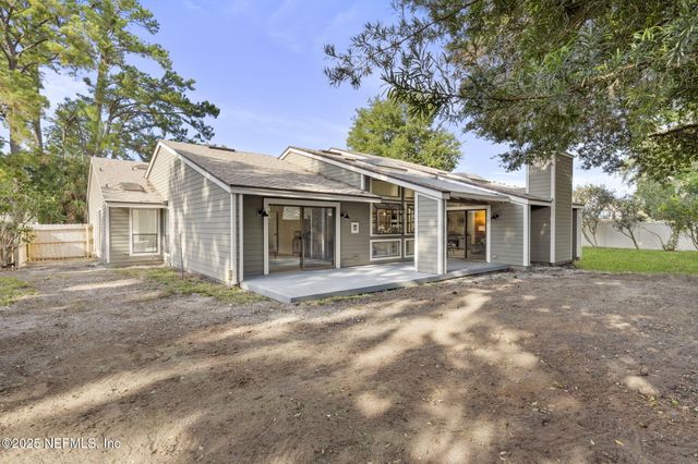 3678 CATHEDRAL COVE Road, Jacksonville, FL 32217