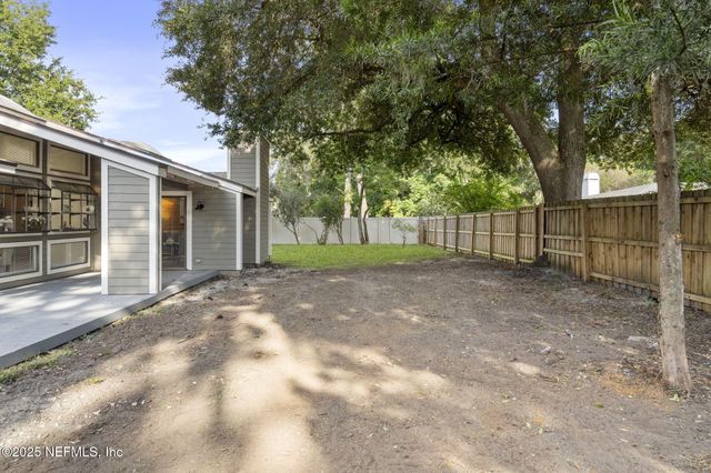 3678 CATHEDRAL COVE Road, Jacksonville, FL 32217