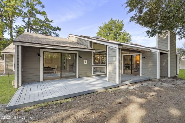 3678 CATHEDRAL COVE Road, Jacksonville, FL 32217