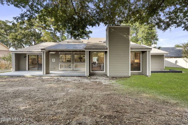 3678 CATHEDRAL COVE Road, Jacksonville, FL 32217