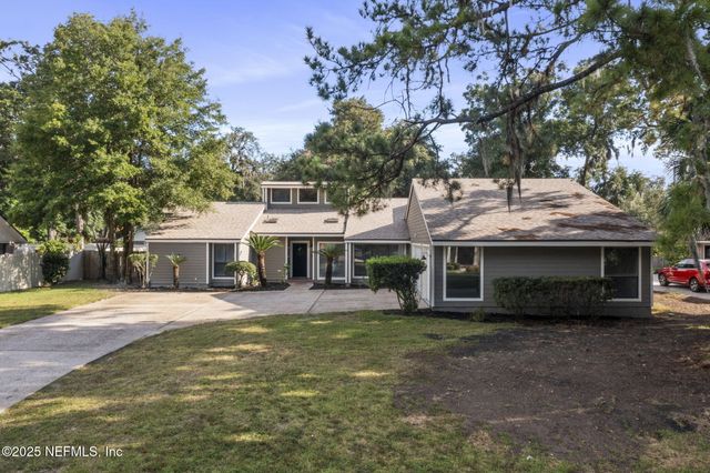 3678 CATHEDRAL COVE Road, Jacksonville, FL 32217