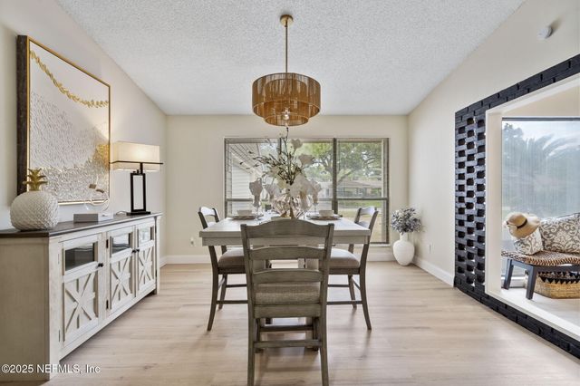 3678 CATHEDRAL COVE Road, Jacksonville, FL 32217