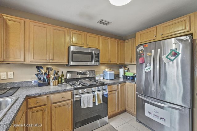 945 Burn Drive NE, Palm Bay, FL 32905