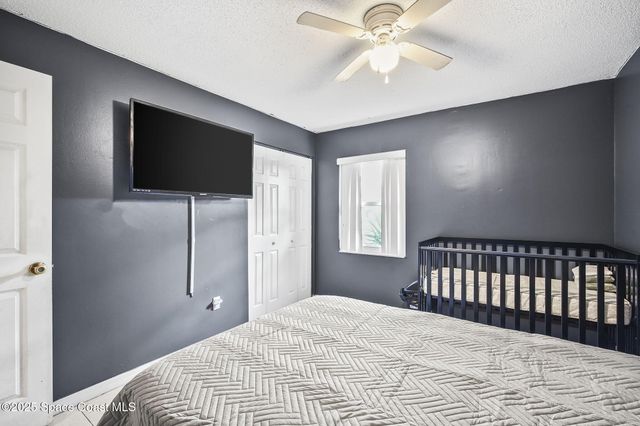945 Burn Drive NE, Palm Bay, FL 32905