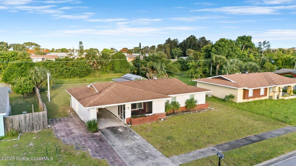 945 Burn Drive NE, Palm Bay, FL 32905