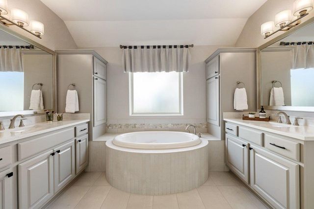 104 Civita RD, Liberty Hill, TX 78642