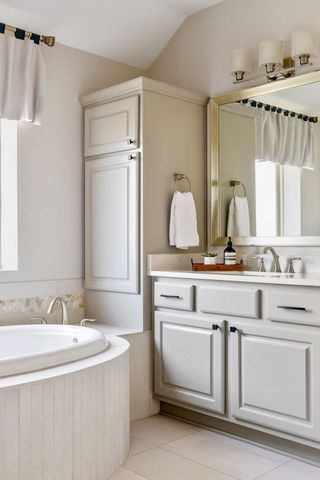 104 Civita RD, Liberty Hill, TX 78642