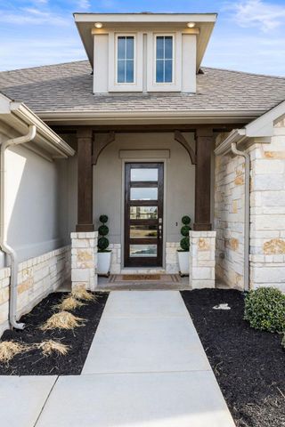 104 Civita RD, Liberty Hill, TX 78642