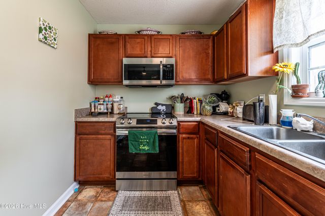 161 Kelly Circle, Hubert, NC 28539