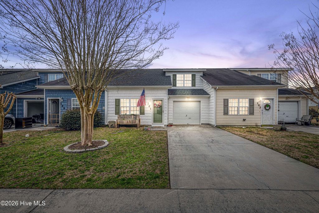 161 Kelly Circle, Hubert, NC 28539